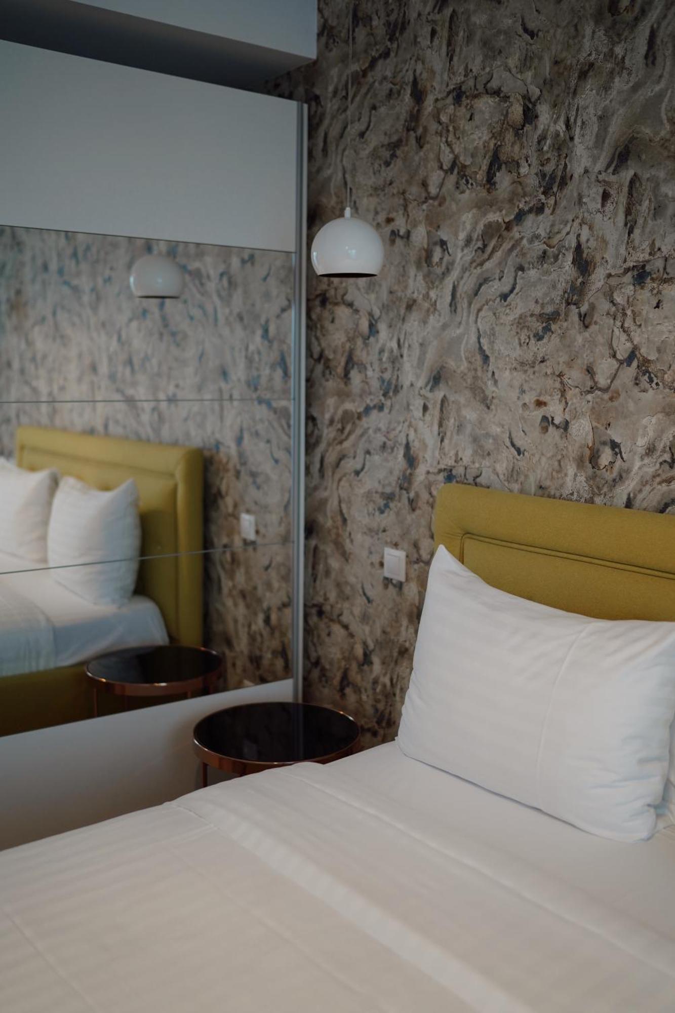 Uba Accommodation Aparthotel Клуж-Напока Экстерьер фото