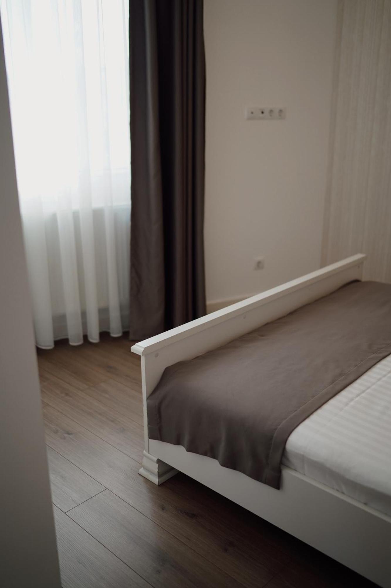 Uba Accommodation Aparthotel Клуж-Напока Экстерьер фото